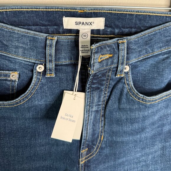 SPANX NEW Women's Blue‎ SPANXsculpt ReDefine Kick Cropped Flare Jeans - Size 10 - Picture 4 of 6